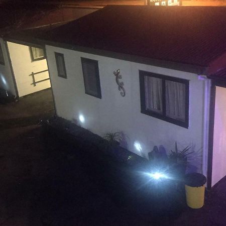 Windsor Lodge & Caravan Park Waitahanui Ngoại thất bức ảnh