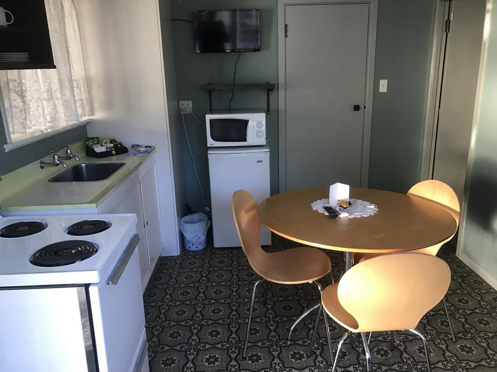 Windsor Lodge & Caravan Park Waitahanui Ngoại thất bức ảnh